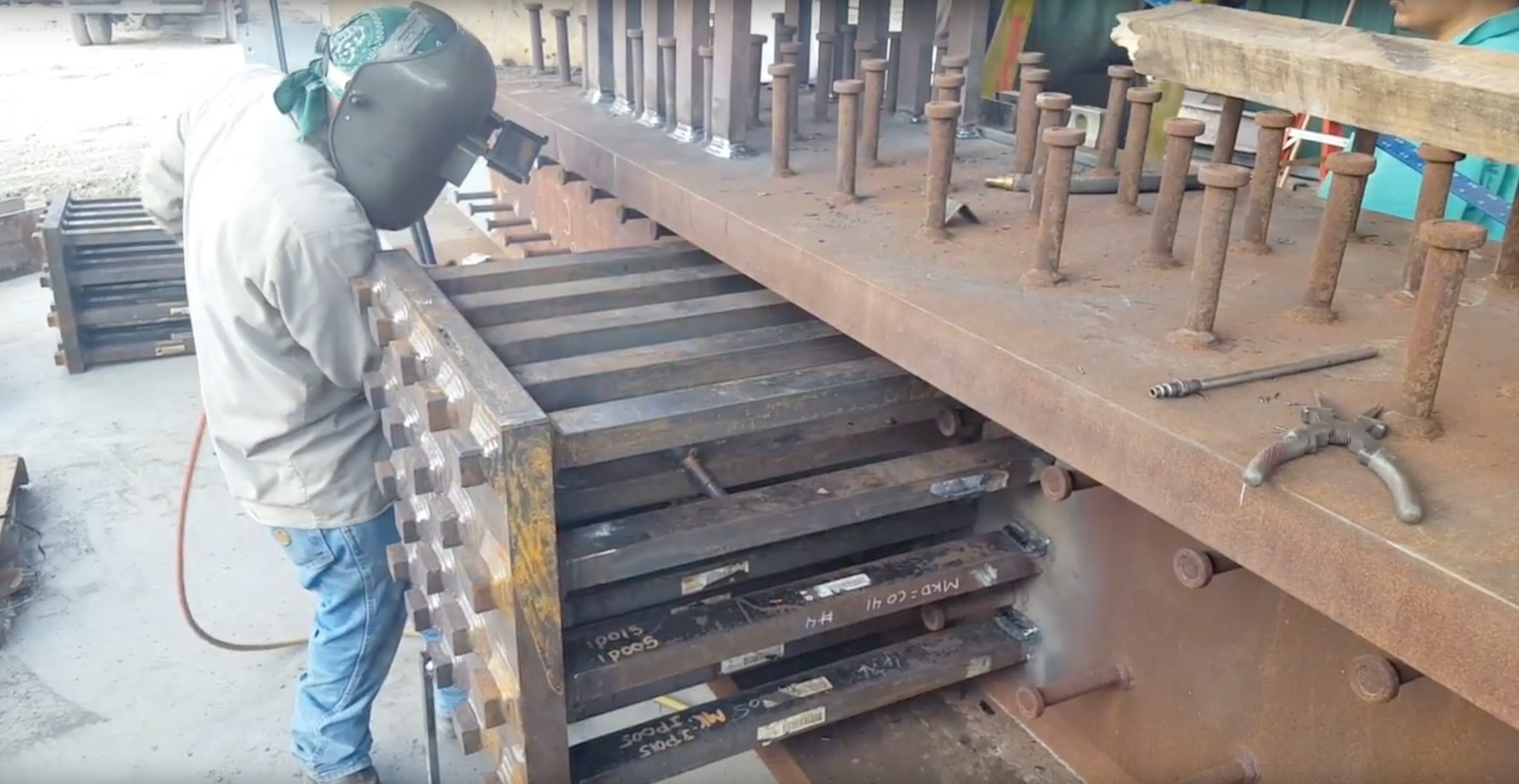 Precision plate cutting of steel components